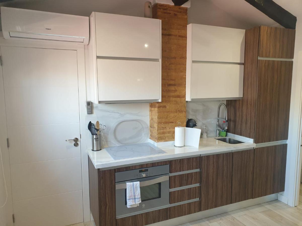 Atico Con Terraza Y Jacuzzi En El Centro Apartman Valencia Kültér fotó
