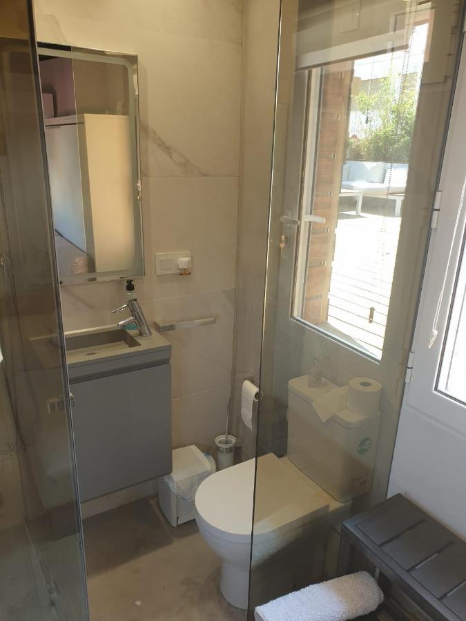 Atico Con Terraza Y Jacuzzi En El Centro Apartman Valencia Kültér fotó