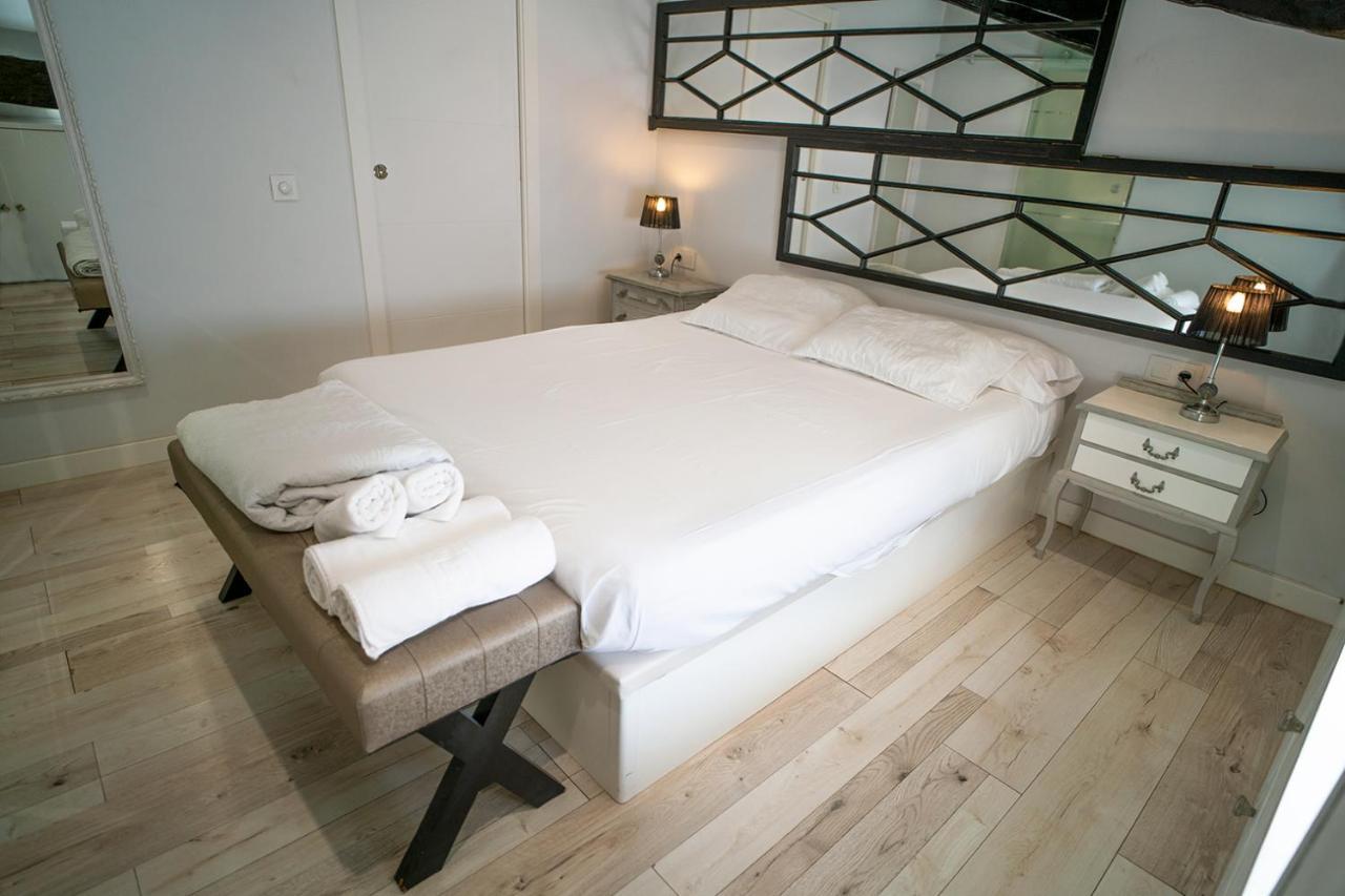 Atico Con Terraza Y Jacuzzi En El Centro Apartman Valencia Szoba fotó