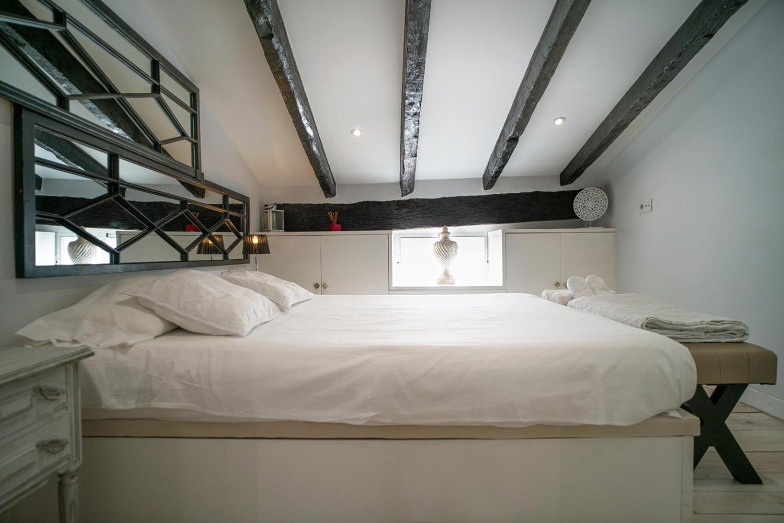 Atico Con Terraza Y Jacuzzi En El Centro Apartman Valencia Szoba fotó